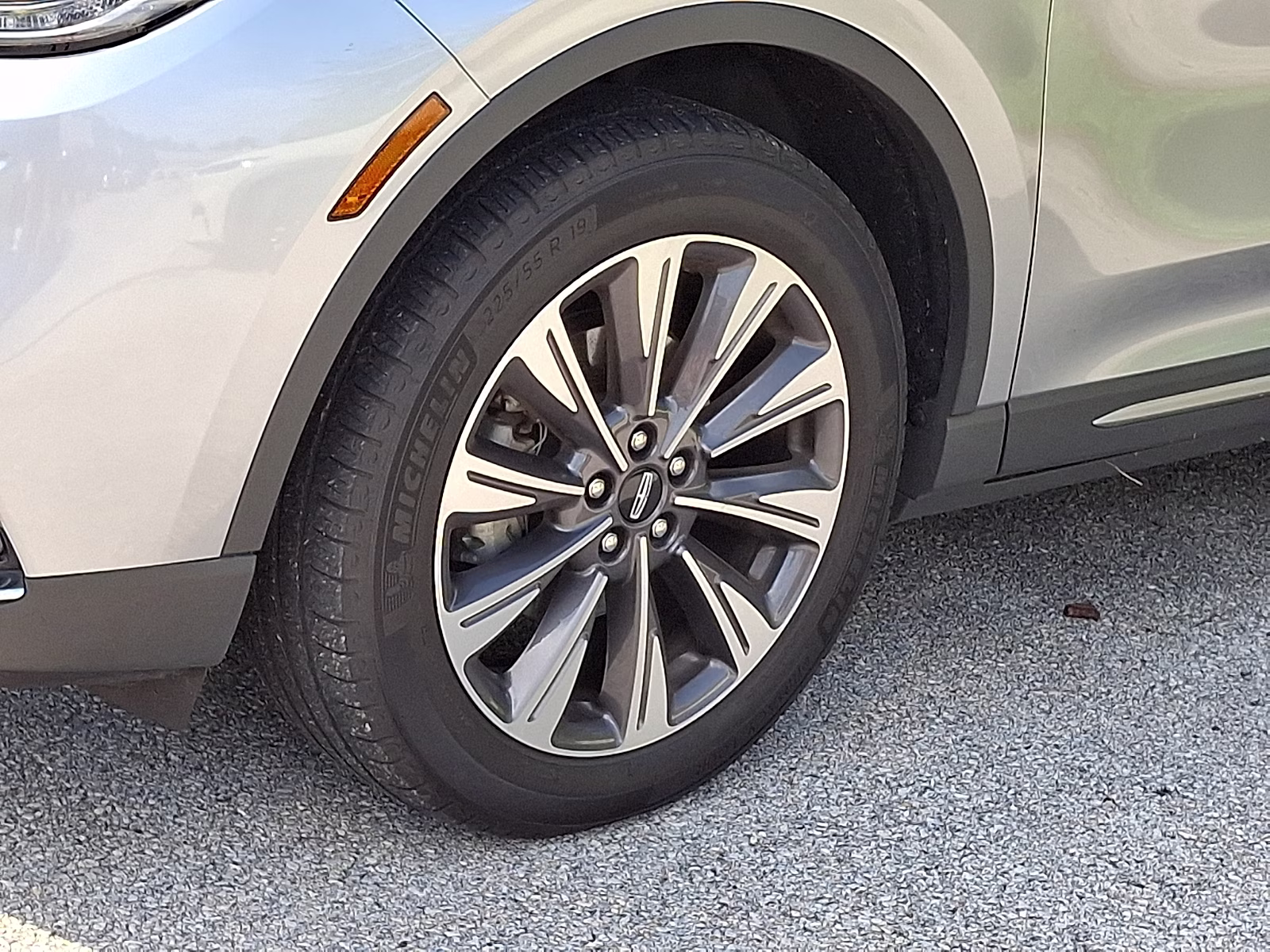 2021 Radiance Lincoln Corsair Reserve AWD