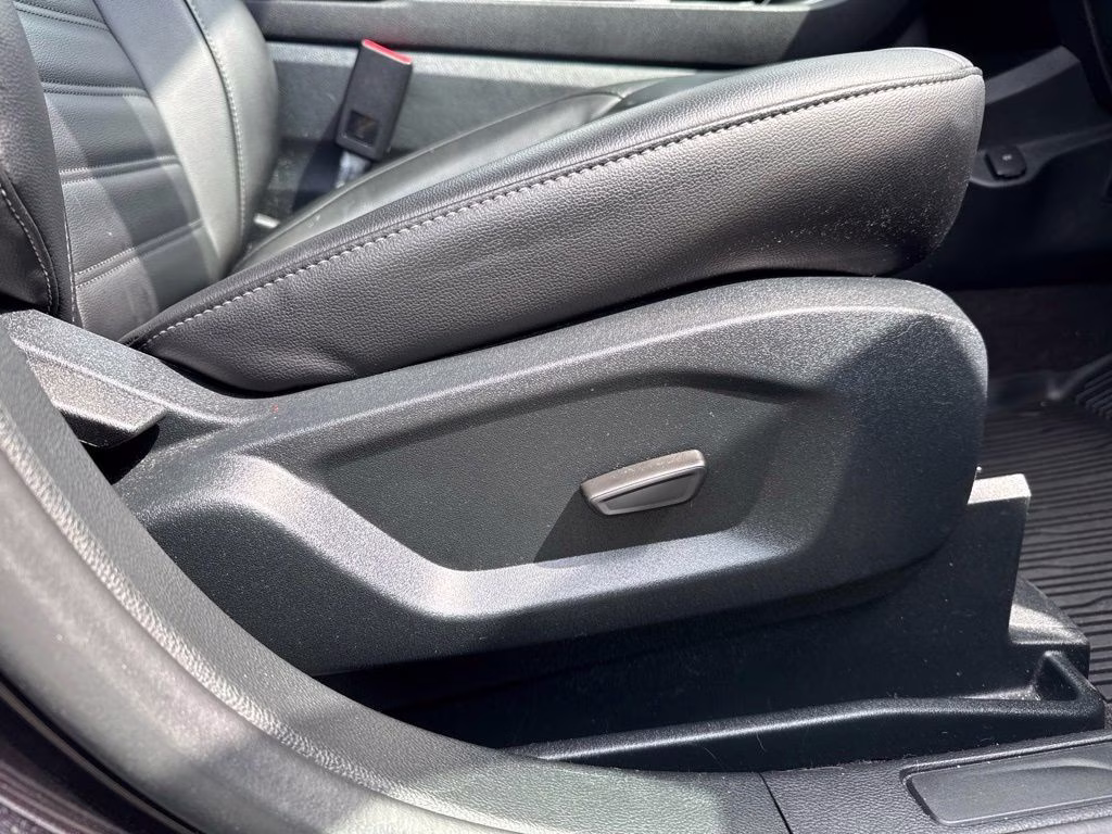 2020 Black Ford Edge SEL AWD SUV