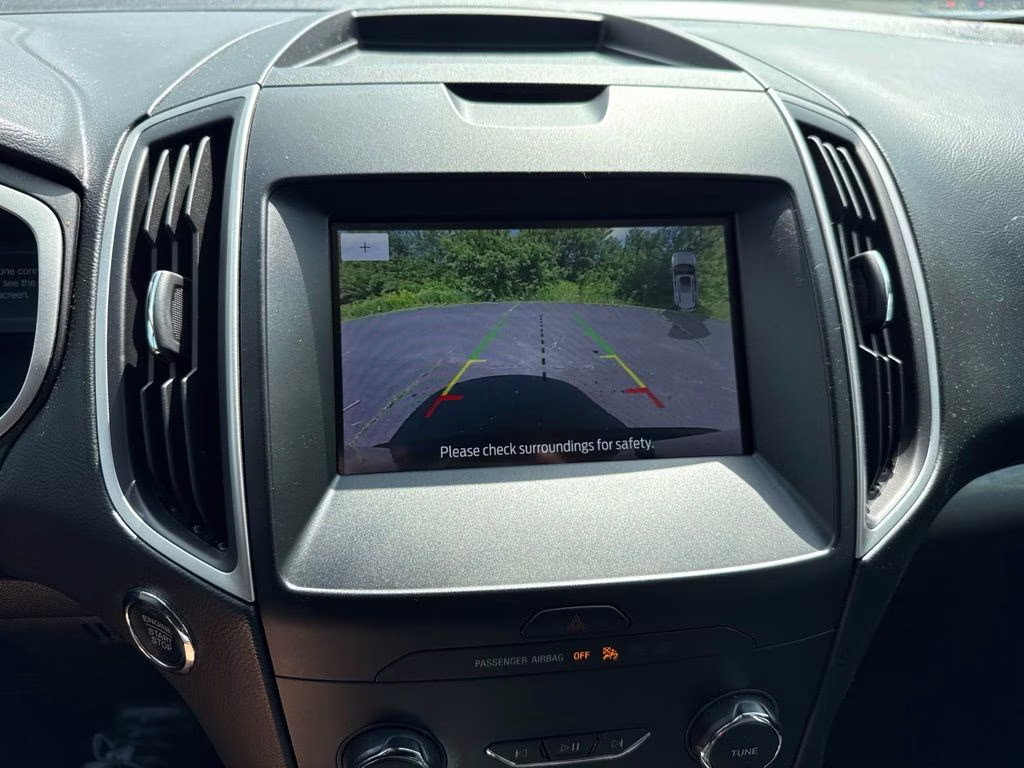 2020 Black Ford Edge SEL AWD SUV