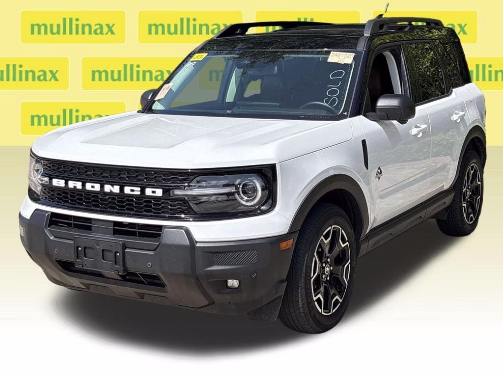 2025 Oxford White Ford Bronco Sport Outer Banks 4X4 SUV
