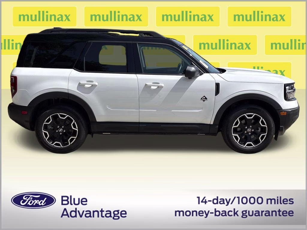 2025 Oxford White Ford Bronco Sport Outer Banks 4X4 SUV