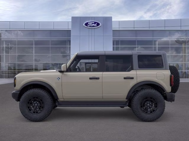 2026 Desert Sand Ford Bronco Outer Banks 4X4 SUV