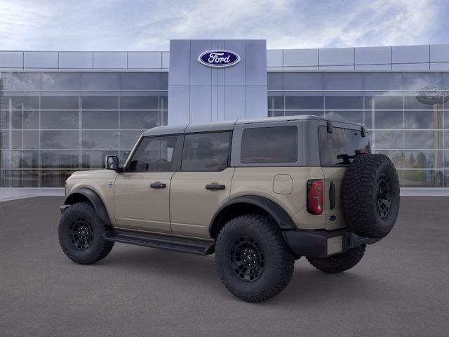 2026 Desert Sand Ford Bronco Outer Banks 4X4 SUV