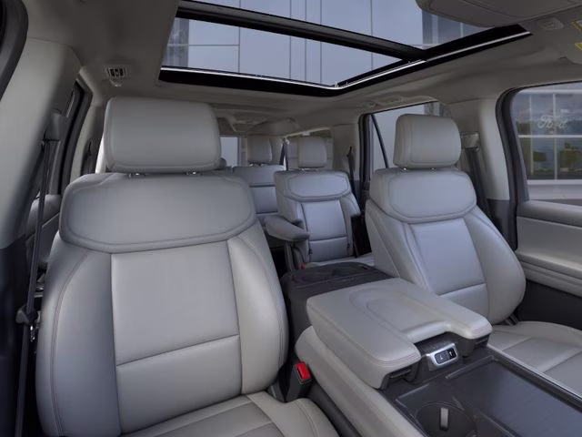 2025 Oxford White Ford Expedition Max Active RWD SUV