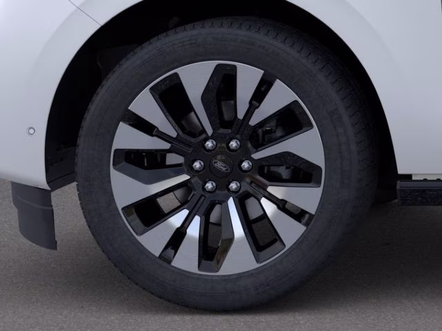 2026 White Metallic Ford Expedition Platinum 4X4 SUV