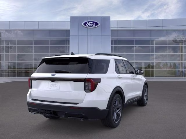 2026 White Metallic Ford Explorer ST-Line RWD SUV