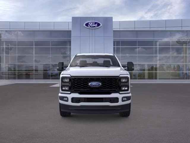 2026 Oxford White Ford Super Duty F-250 SRW XL 4X4 Truck