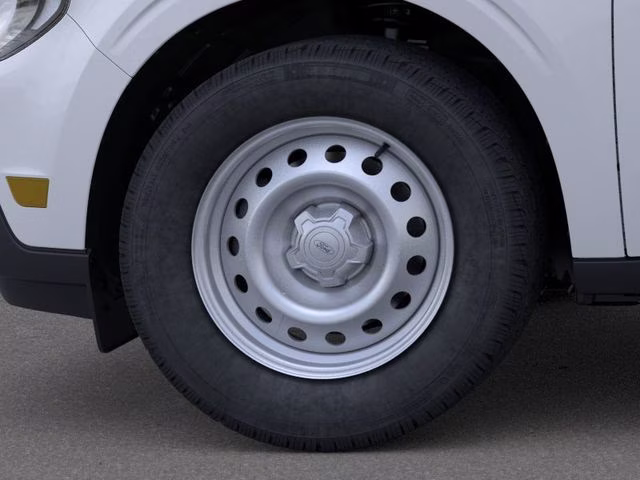 2026 White Metallic Ford Maverick XL FWD Truck