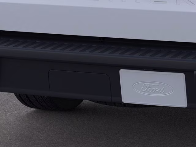2026 White Metallic Ford Maverick XL FWD Truck