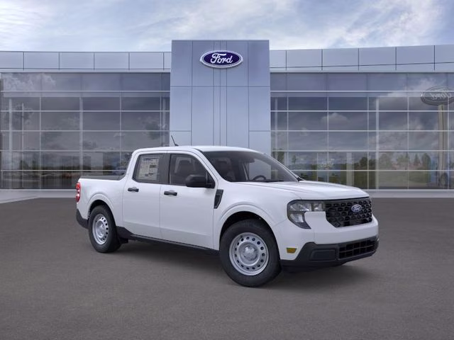 2026 White Metallic Ford Maverick XL FWD Truck