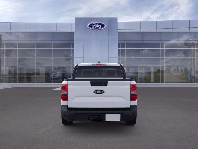 2026 Oxford White Ford Maverick XLT AWD Truck