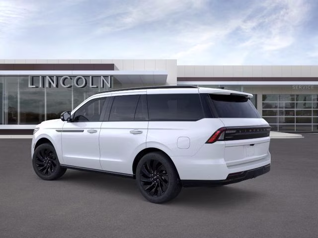 2026 Crystal White Lincoln Navigator Reserve 4X4 SUV