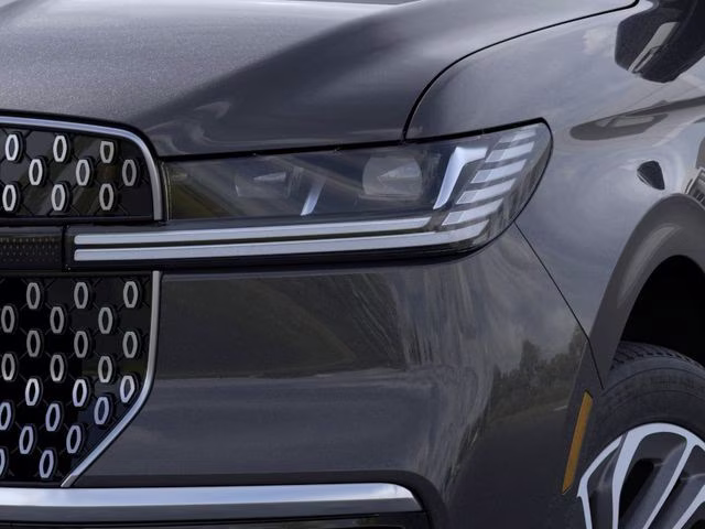 2026 Starlight Lincoln Navigator Premiere 4X4 SUV