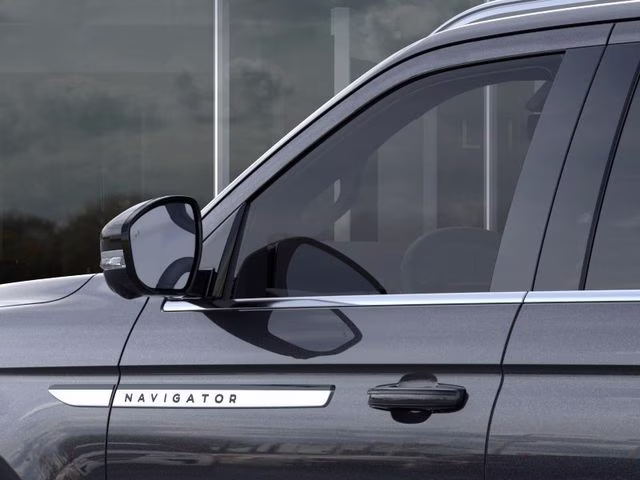 2026 Starlight Lincoln Navigator Premiere 4X4 SUV