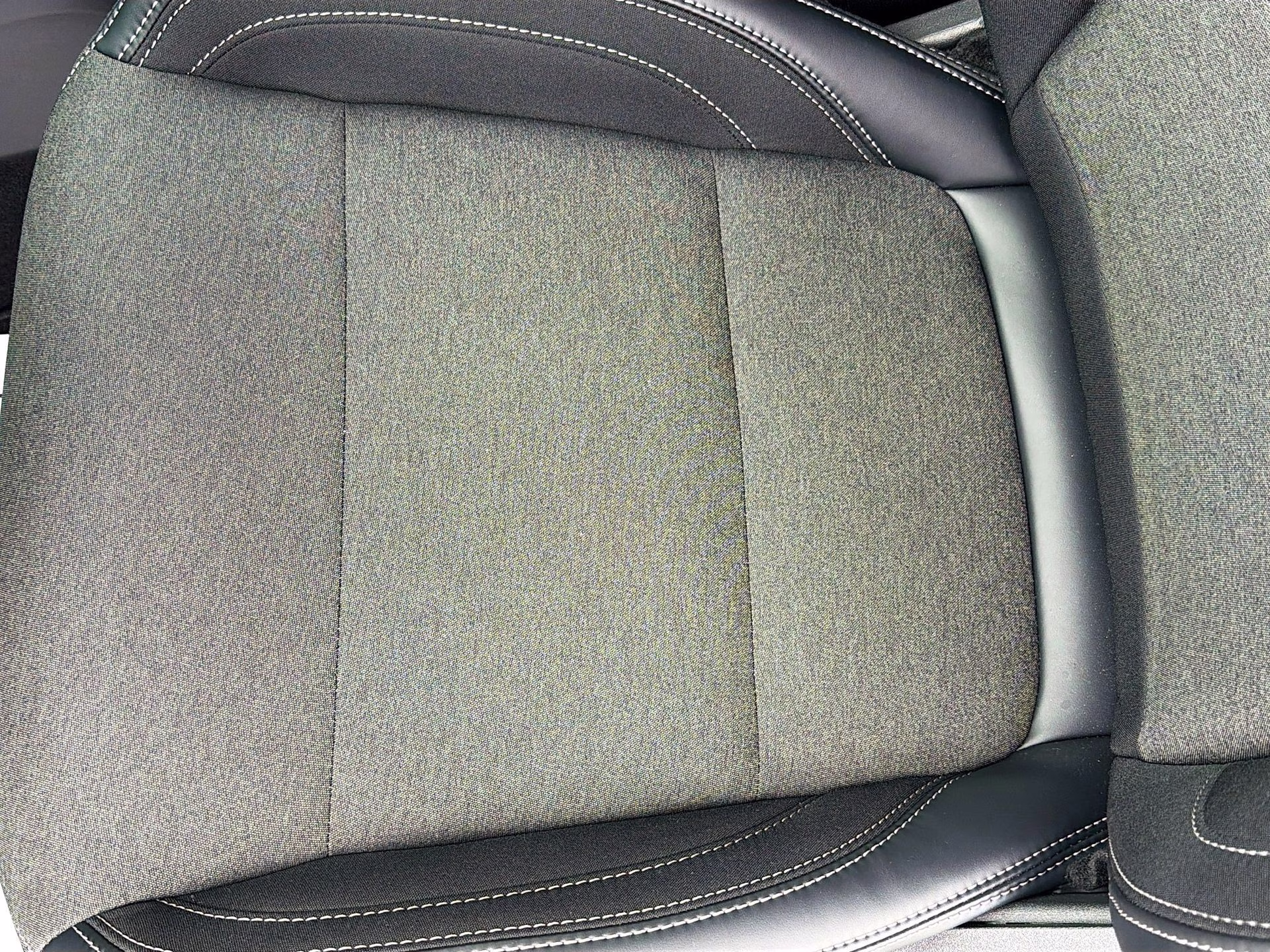 2026 Oxford White Ford Mustang EcoBoost RWD Coupe
