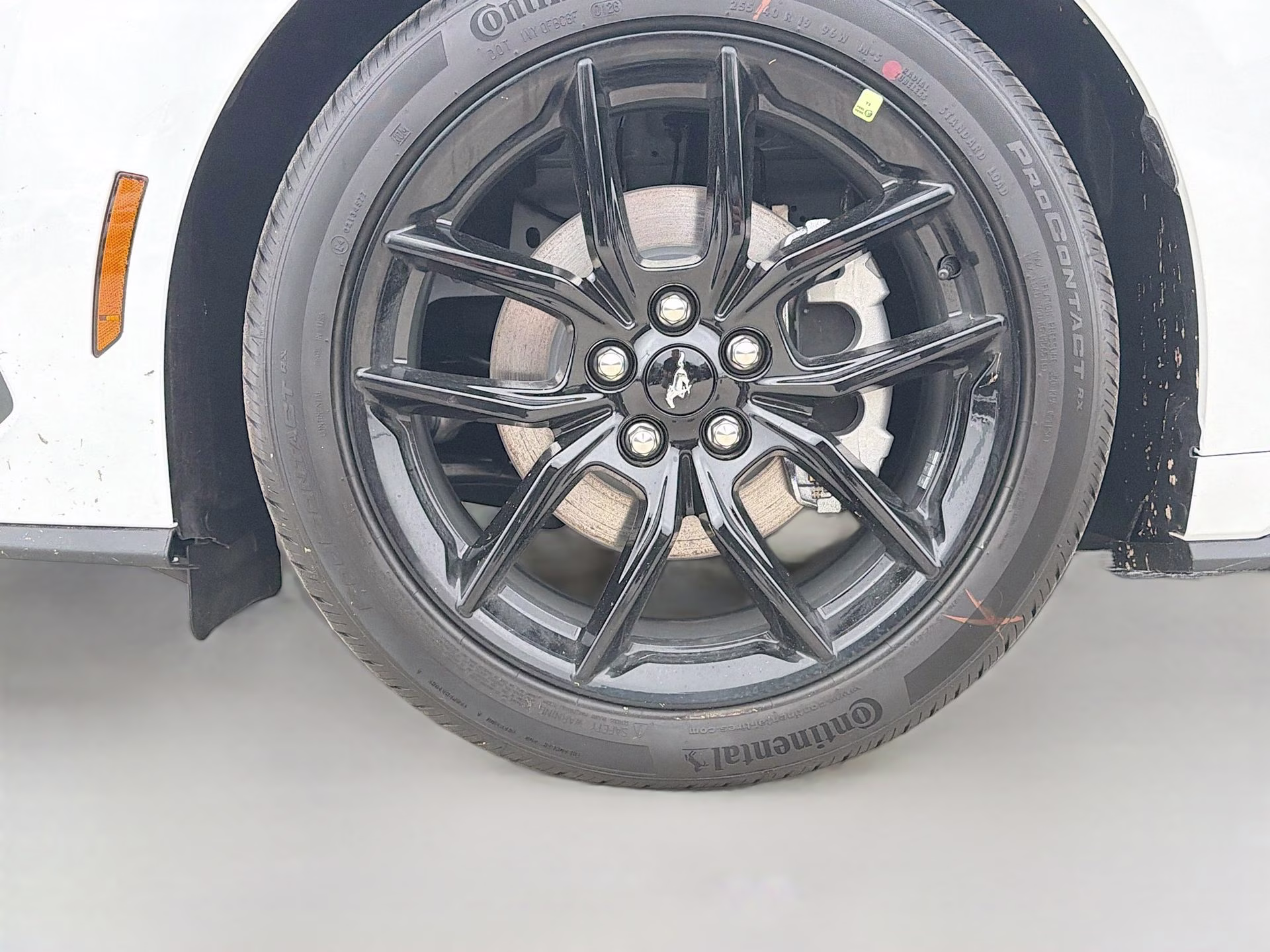 2026 Oxford White Ford Mustang EcoBoost RWD Coupe