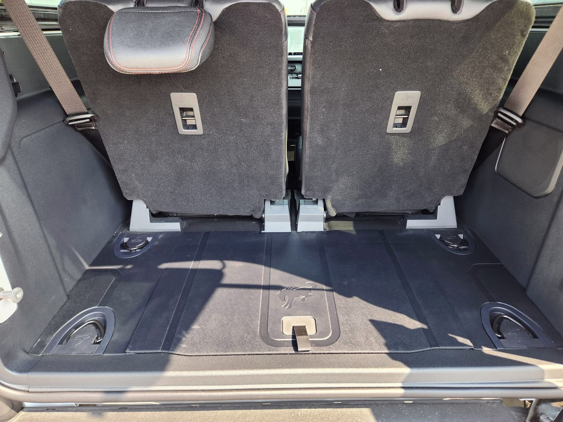 2025 Oxford White Ford Bronco Stroppe Edition 4X4 SUV