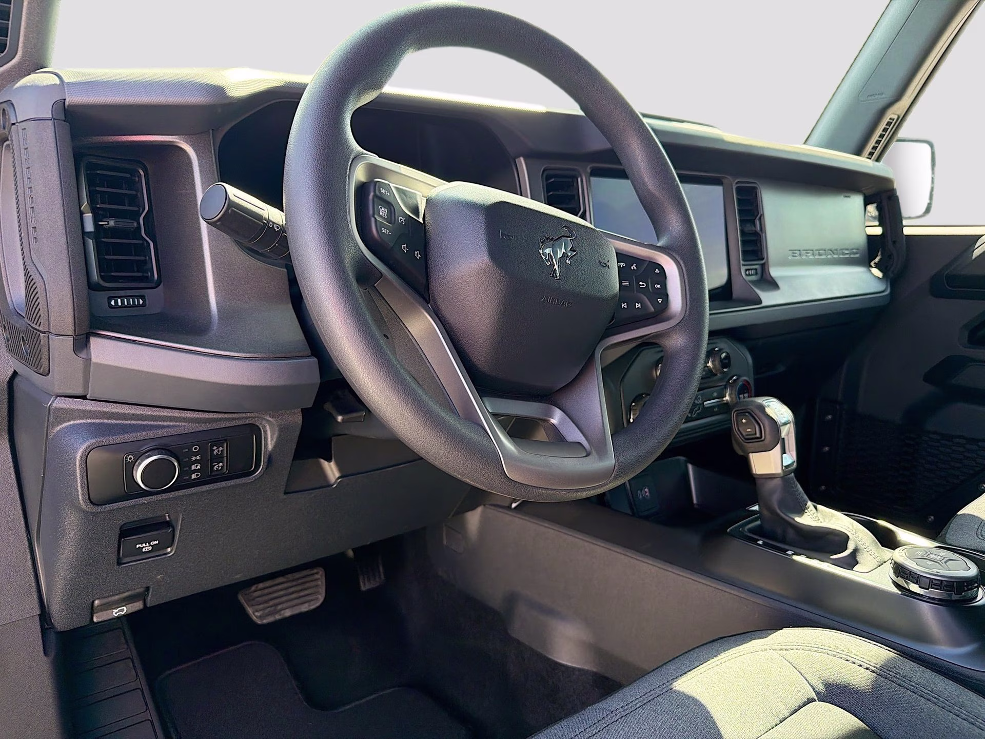 2025 Shadow Black Ford Bronco Base 4X4 SUV
