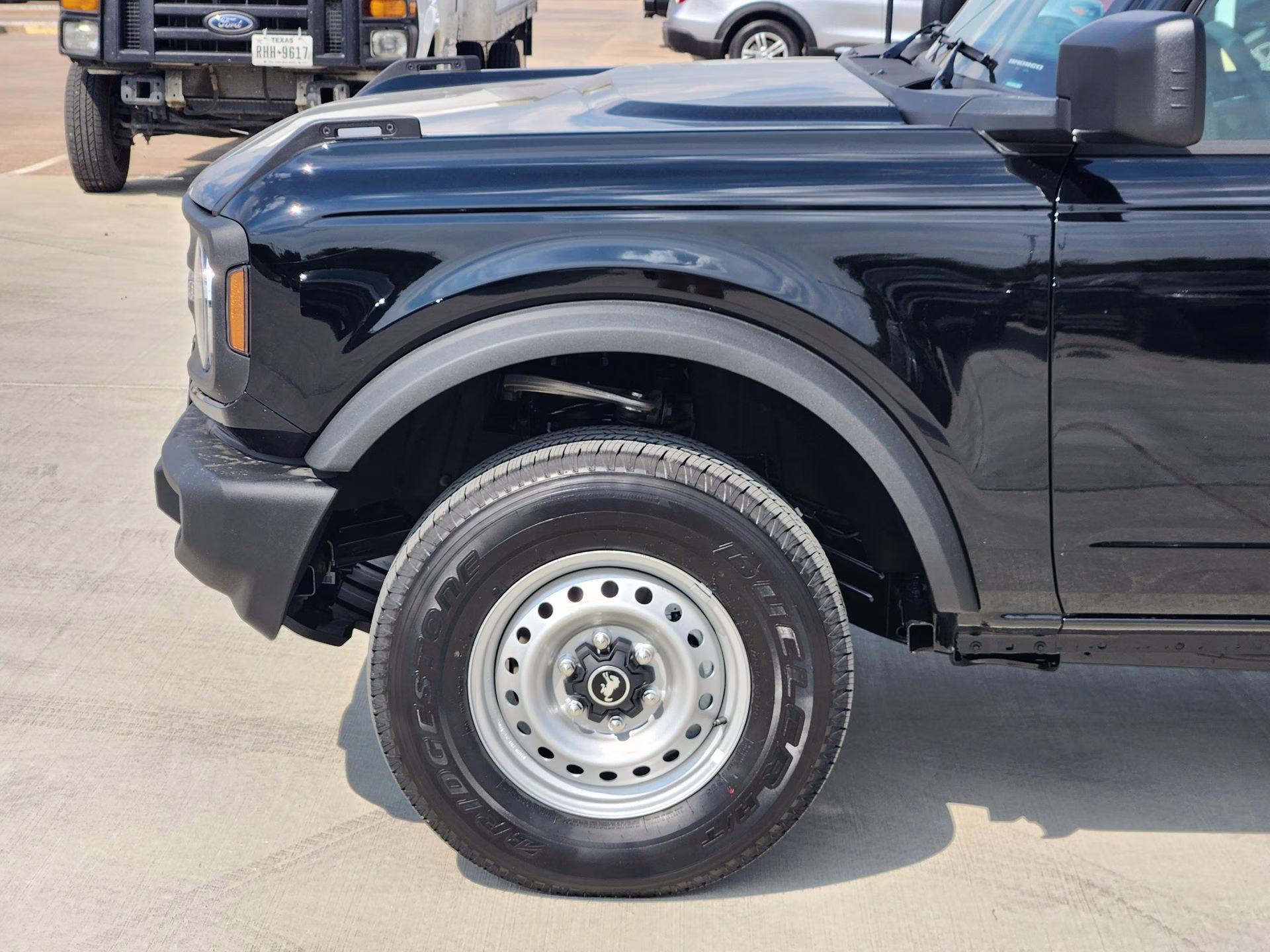 2025 Shadow Black Ford Bronco Base 4X4 SUV