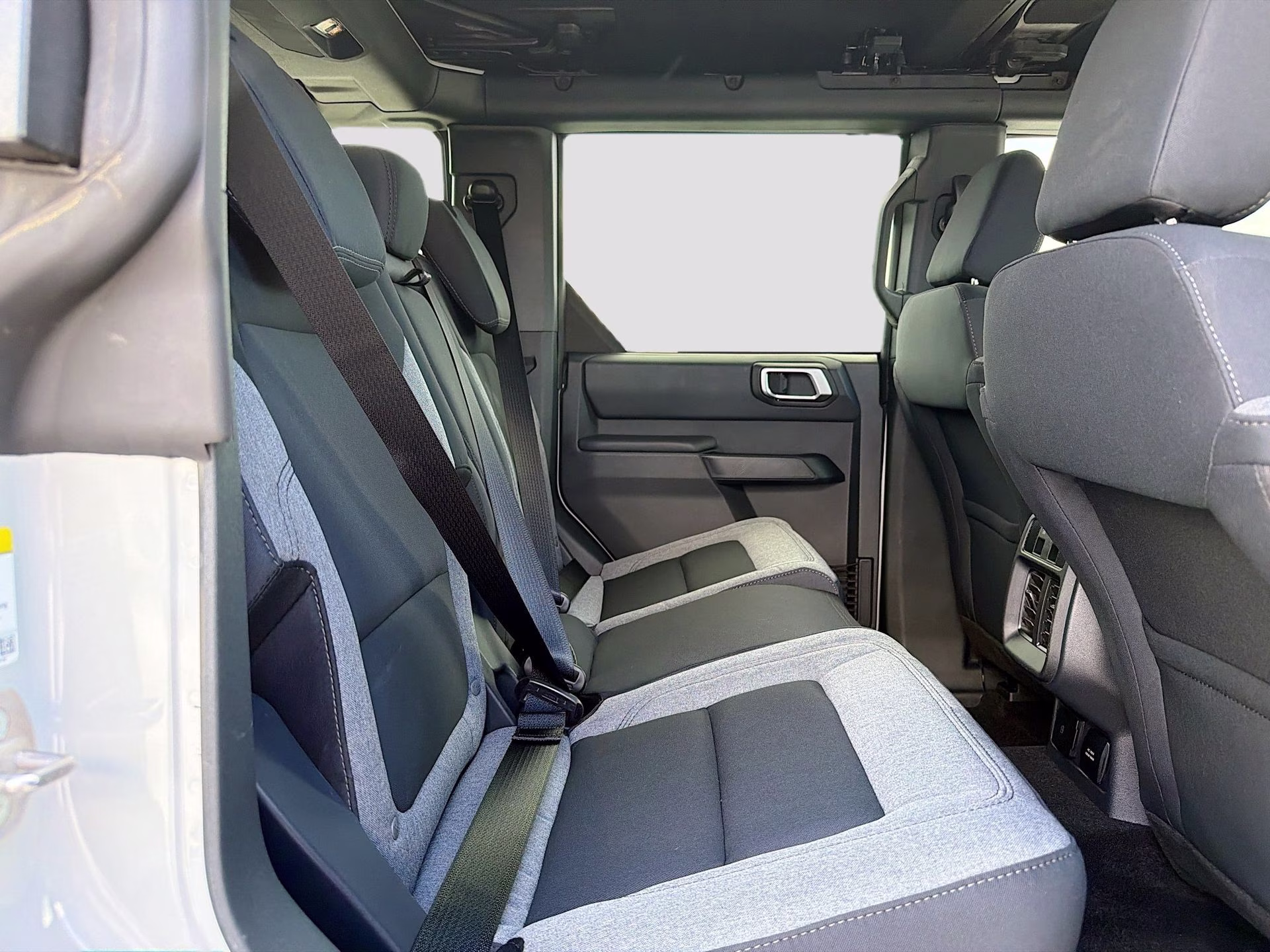 2026 Avalanche Gray Ford Bronco Big Bend 4X4 SUV