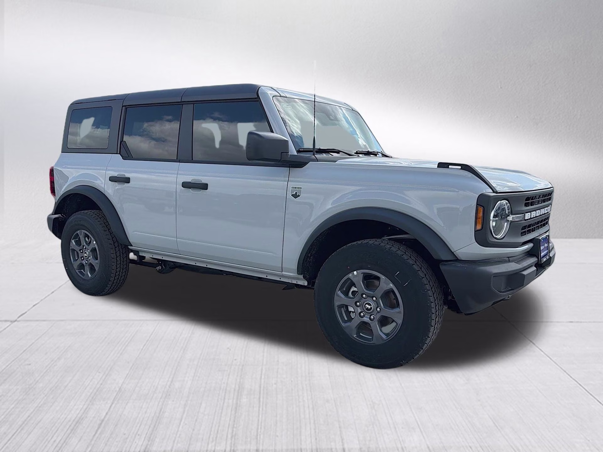 2026 Avalanche Gray Ford Bronco Big Bend 4X4 SUV