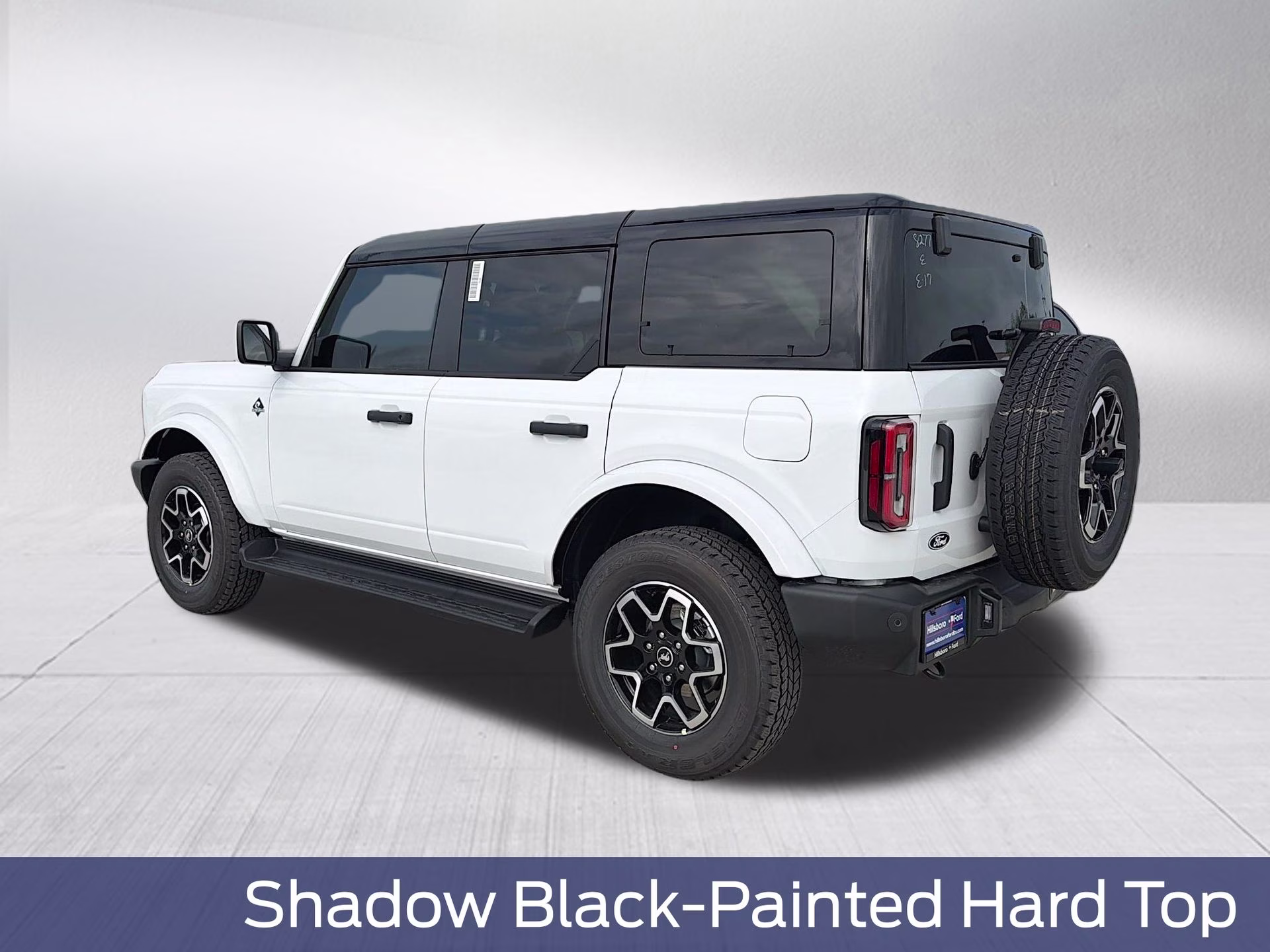 2026 Oxford White Ford Bronco Outer Banks 4X4 SUV