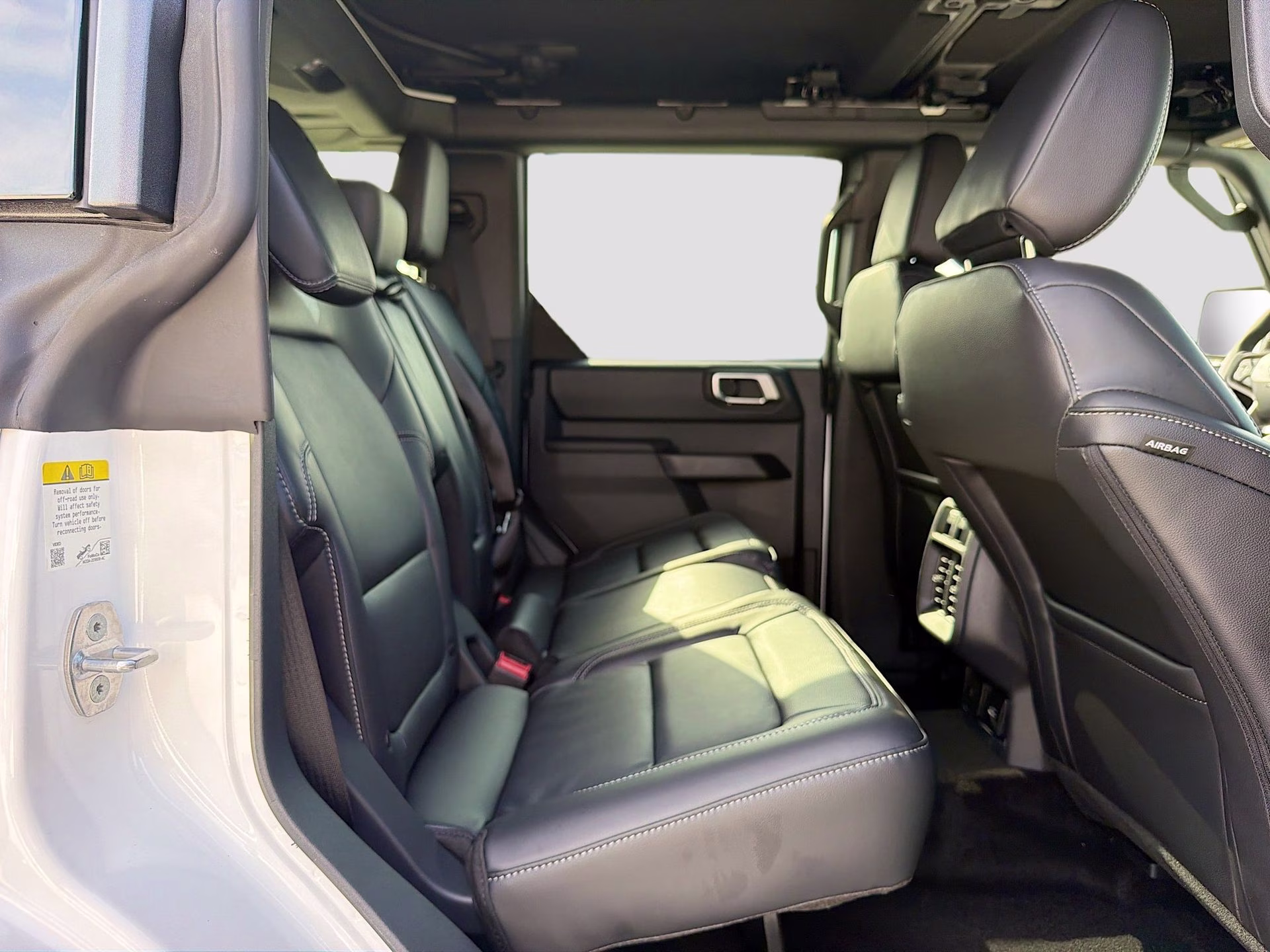 2026 Oxford White Ford Bronco Outer Banks 4X4 SUV