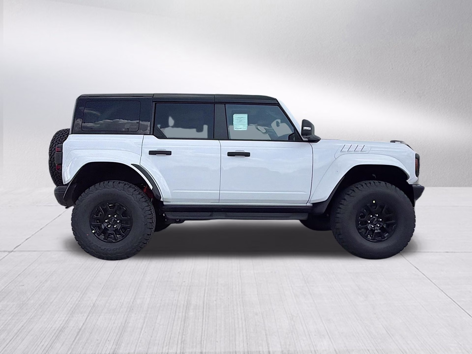2026 Oxford White Ford Bronco Raptor 4X4 SUV
