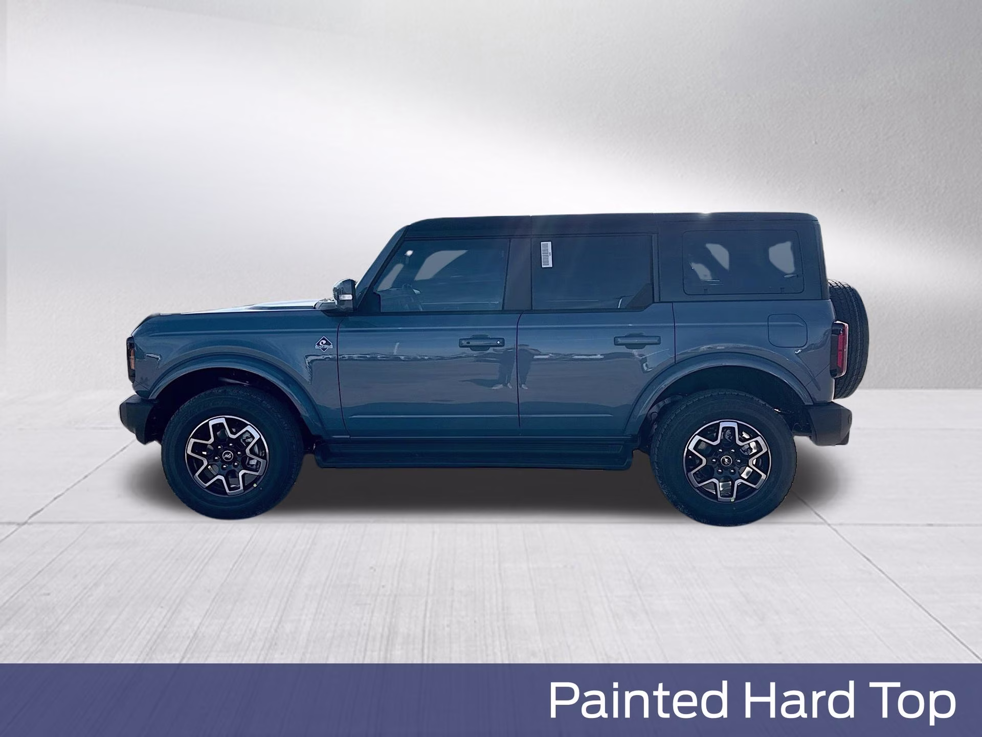 2025 Azure Gray Metallic Tri-Coat Ford Bronco Outer Banks 4X4 SUV