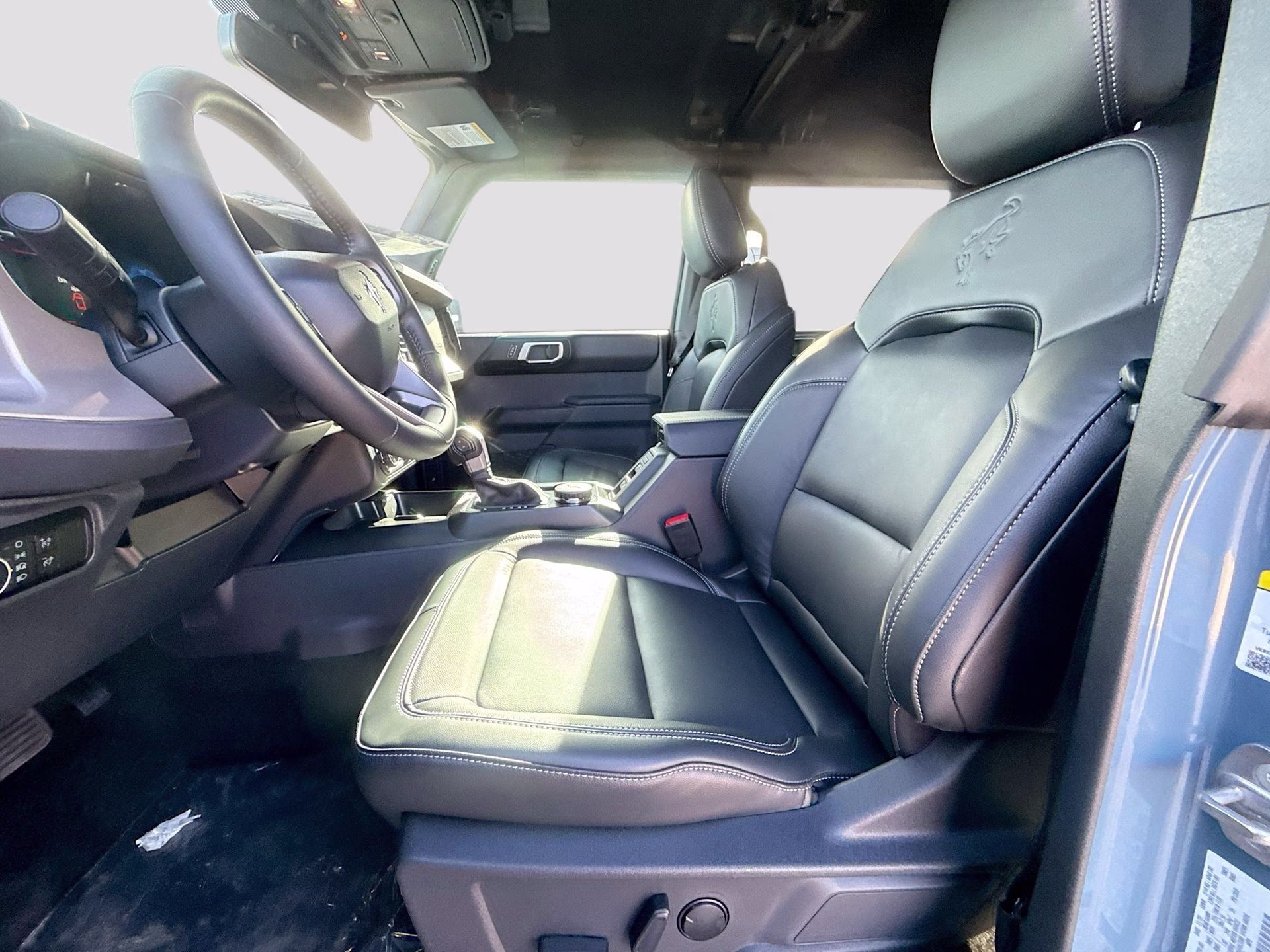2025 Azure Gray Metallic Tri-Coat Ford Bronco Outer Banks 4X4 SUV