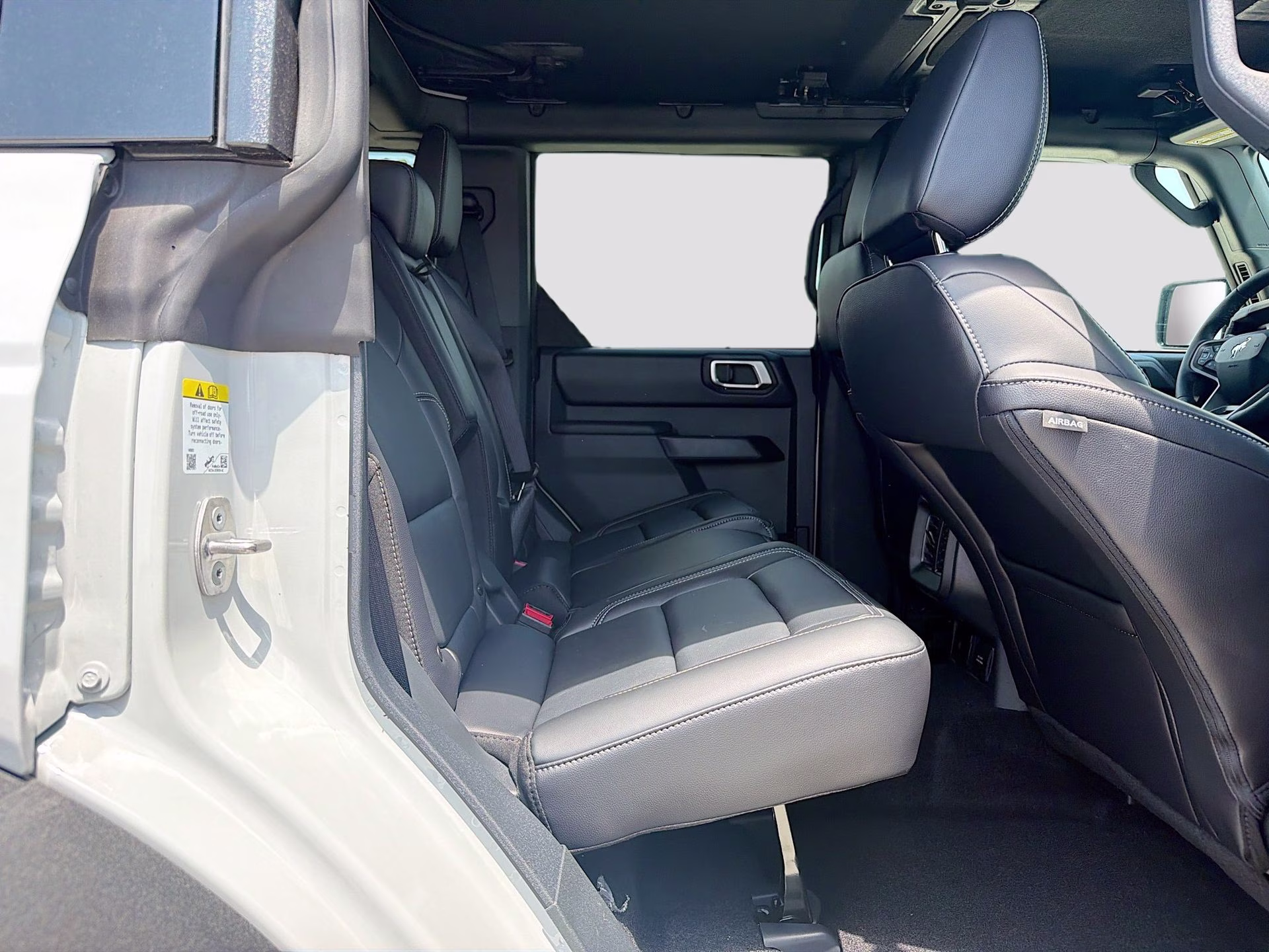 2026 Avalanche Gray Ford Bronco Outer Banks 4X4 SUV