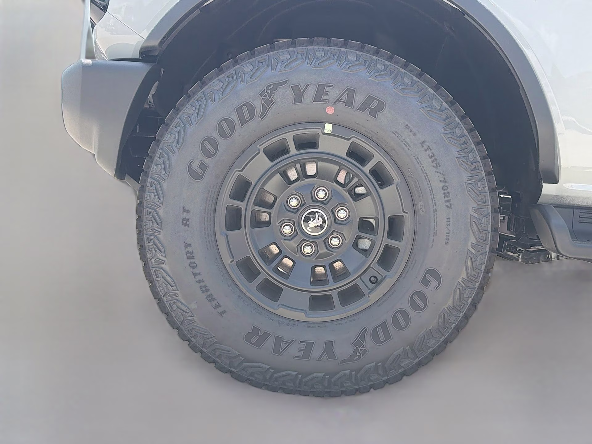 2026 Avalanche Gray Ford Bronco Outer Banks 4X4 SUV