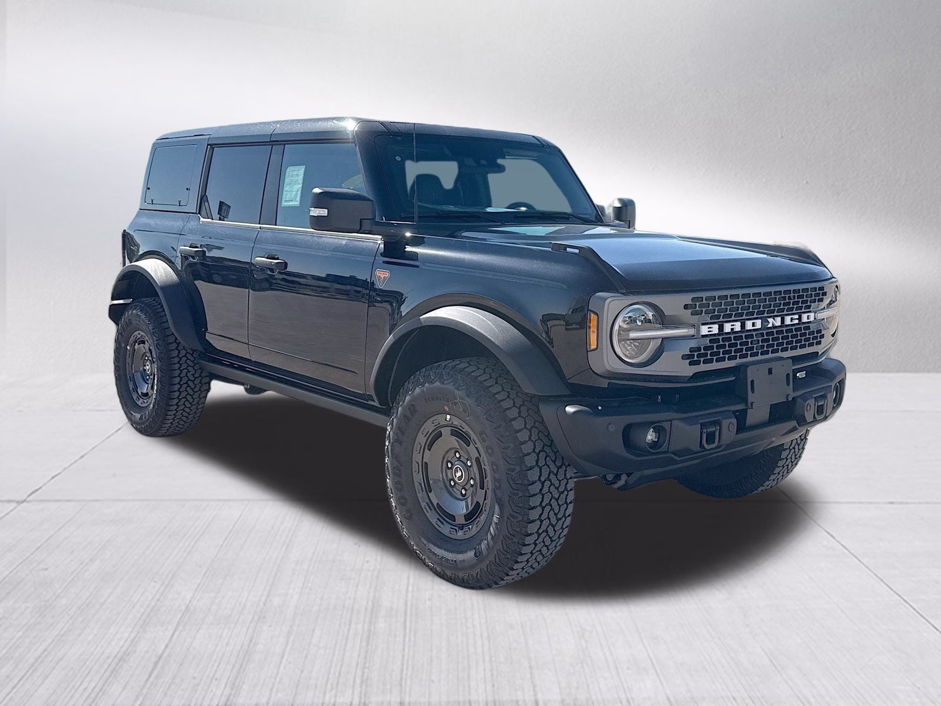 2025 Shadow Black Ford Bronco Badlands 4X4 SUV
