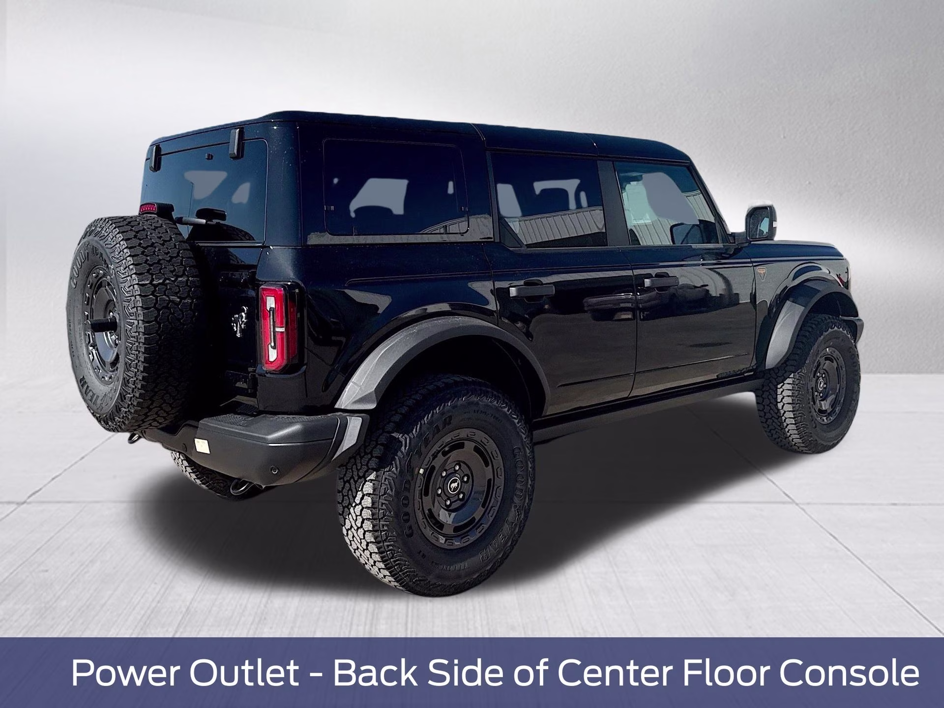 2025 Shadow Black Ford Bronco Badlands 4X4 SUV