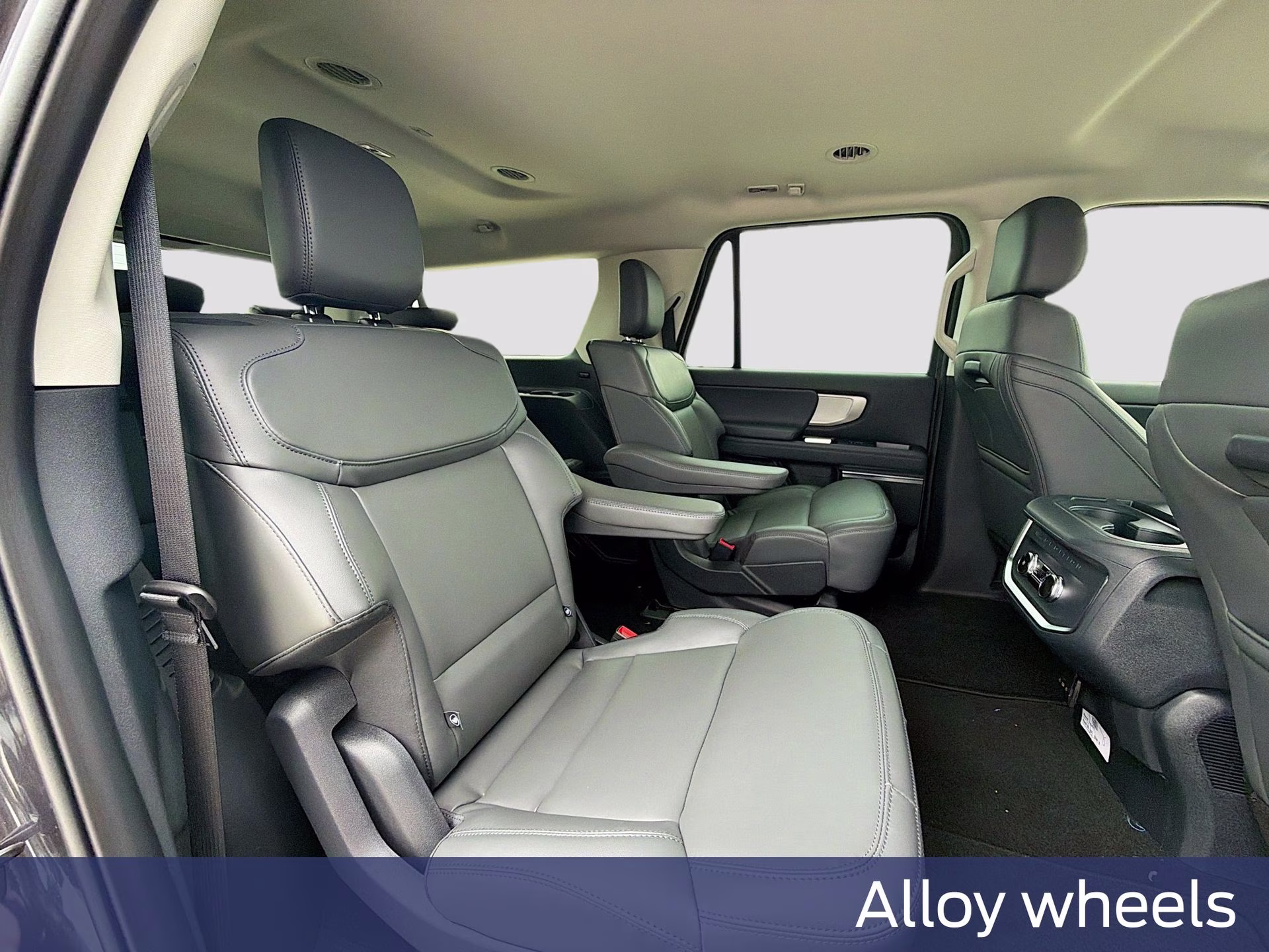 2026 Dark Matter Gray Metallic Ford Expedition Max Active RWD SUV