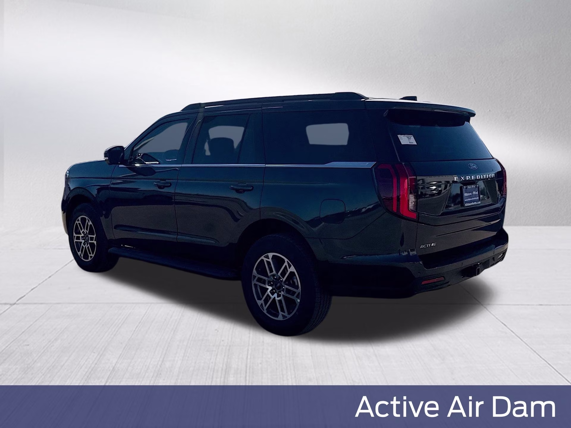 2026 Dark Matter Gray Metallic Ford Expedition Active RWD SUV