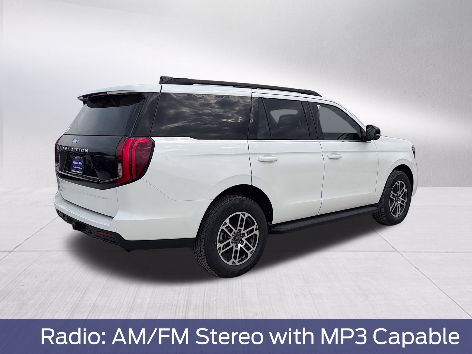 2026 Star White Metallic Tri-Coat Ford Expedition Active RWD SUV