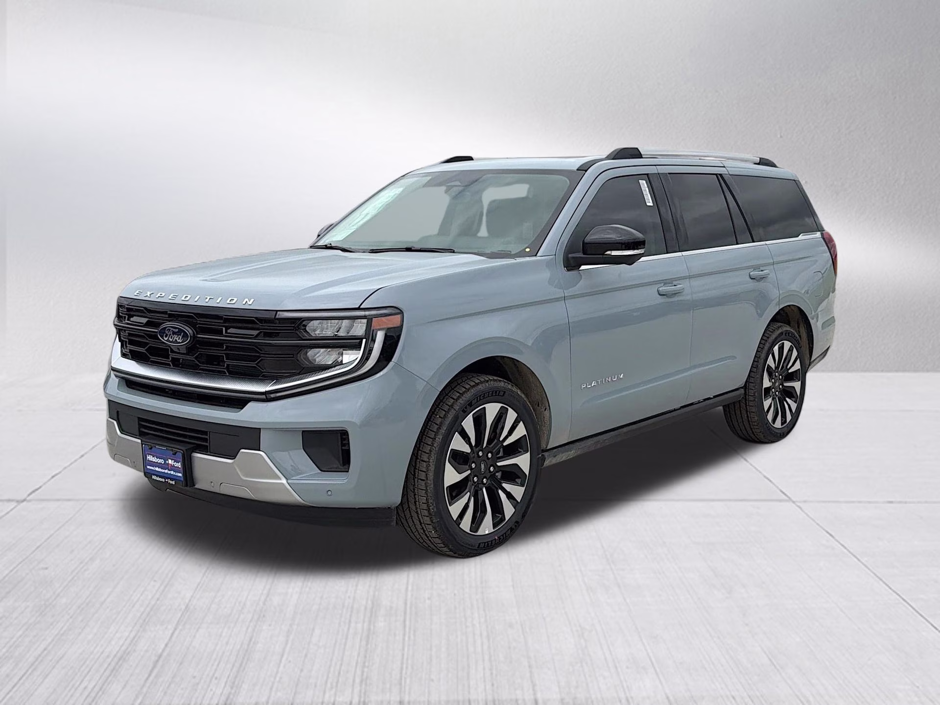 2026 Glacier Gray Metallic Tri-Coat Ford Expedition Platinum 4X4 SUV