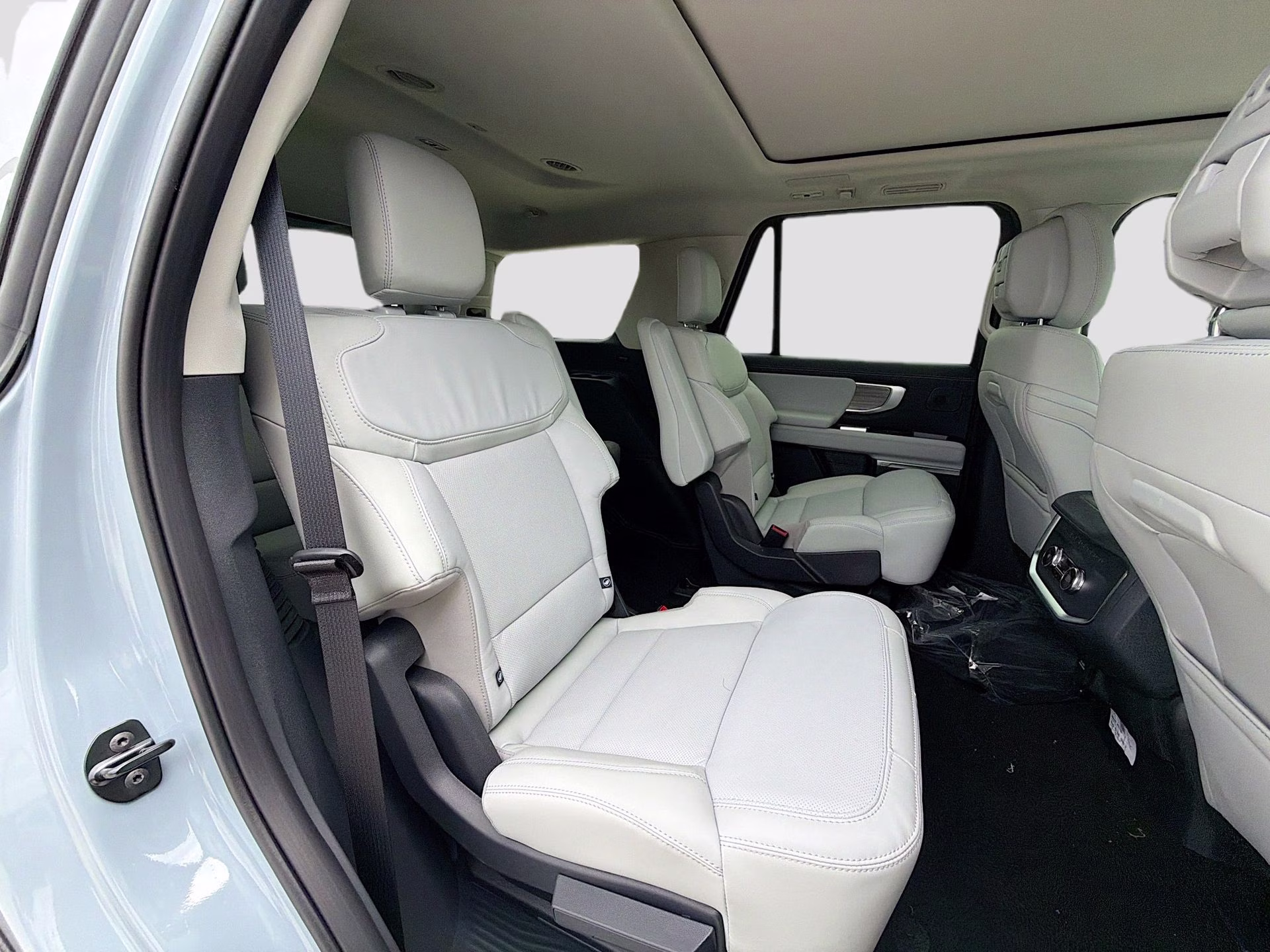 2026 Glacier Gray Metallic Tri-Coat Ford Expedition Platinum 4X4 SUV
