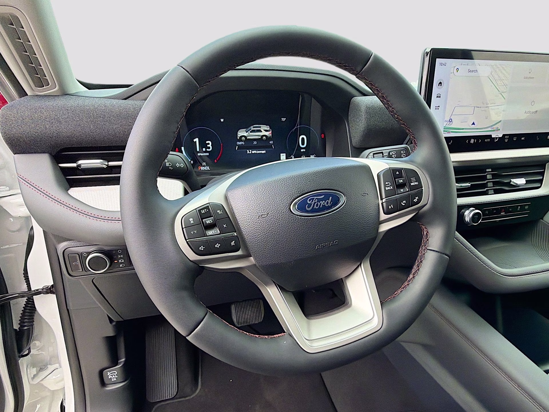 2026 Star White Metallic Tri-Coat Ford Explorer Active RWD SUV