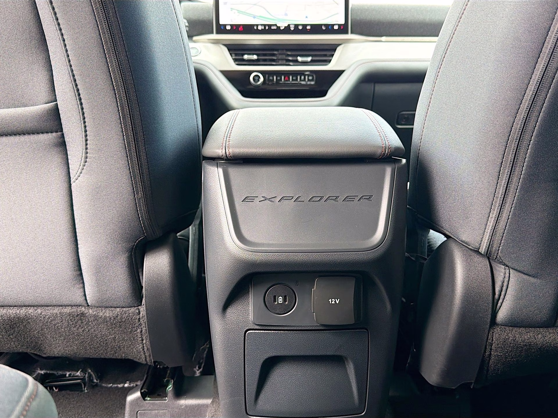2026 Star White Metallic Tri-Coat Ford Explorer Active RWD SUV