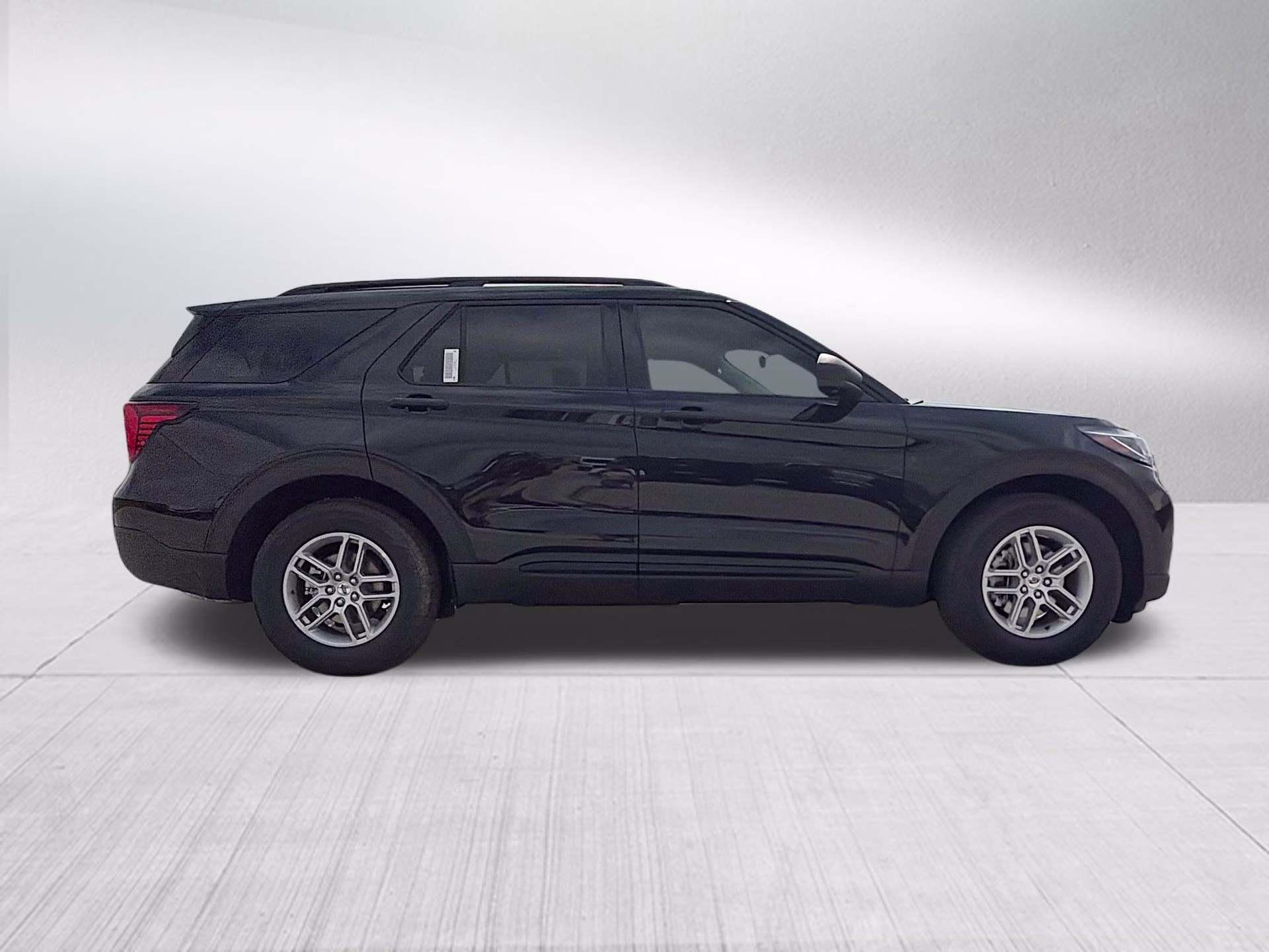2026 Agate Black Metallic Ford Explorer Active RWD SUV
