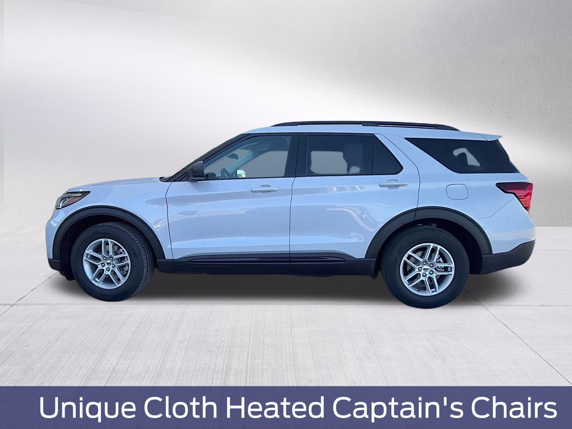 2026 Space White Metallic Ford Explorer Active RWD SUV