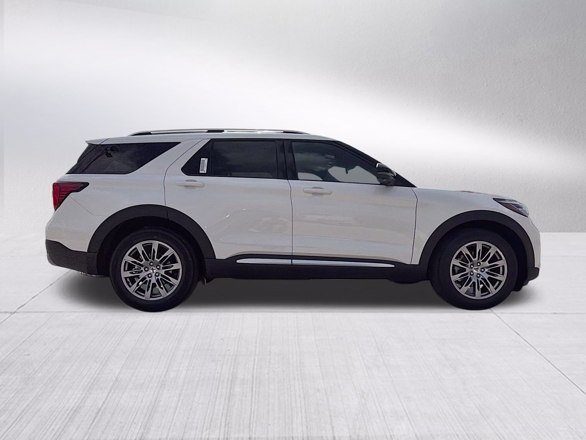 2026 Star White Metallic Tri-Coat Ford Explorer Platinum RWD SUV