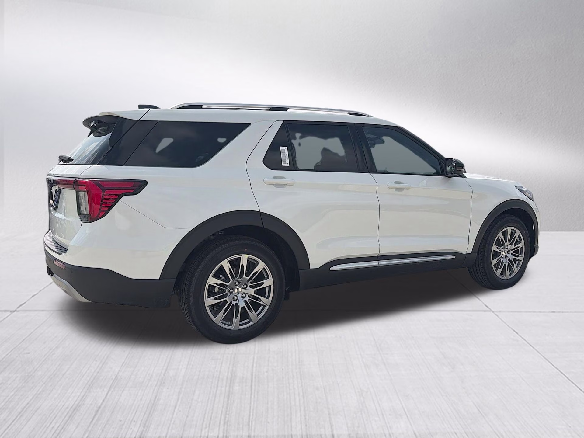2026 Star White Metallic Tri-Coat Ford Explorer Platinum RWD SUV