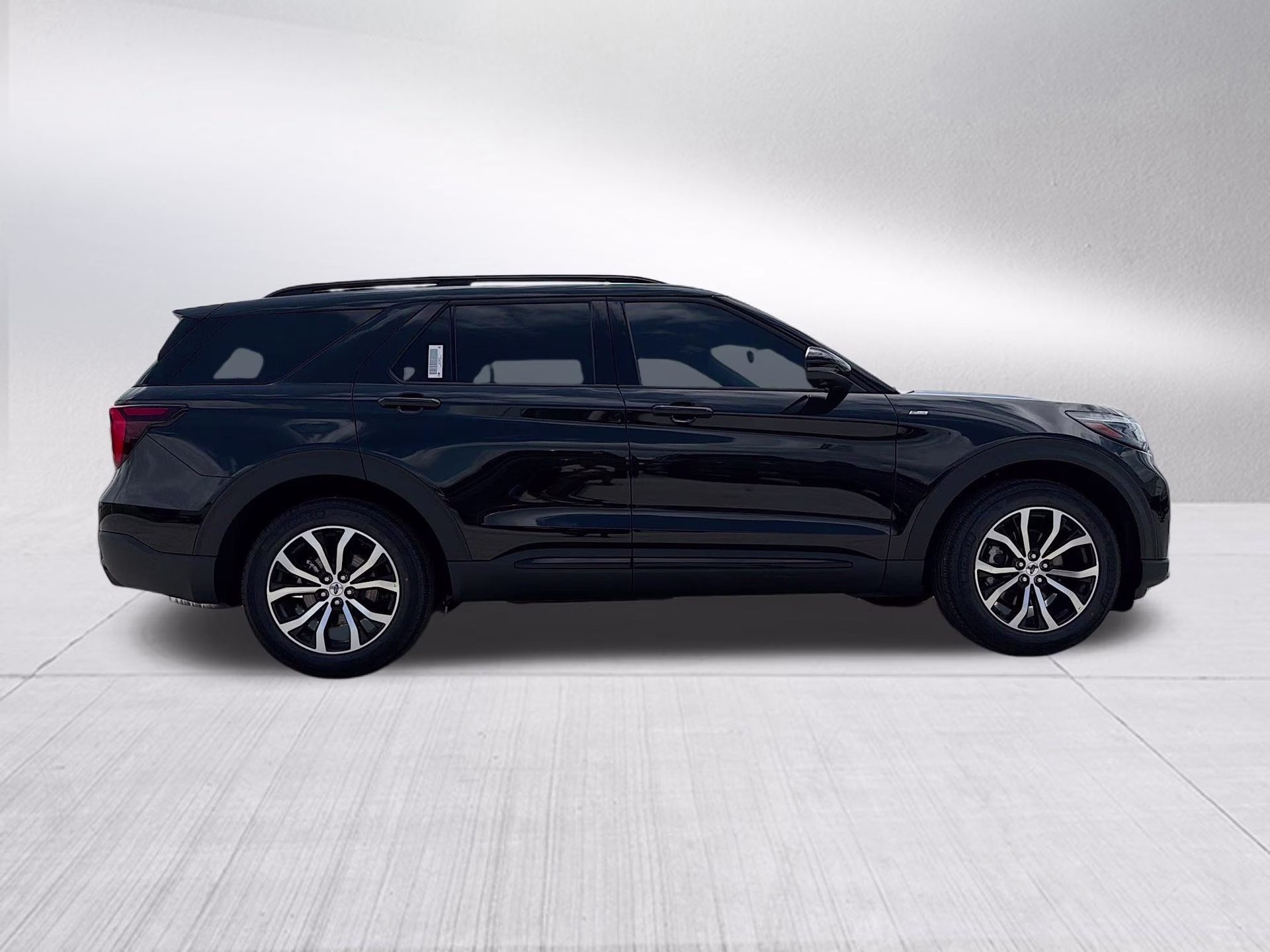 2026 Agate Black Metallic Ford Explorer ST-Line RWD SUV