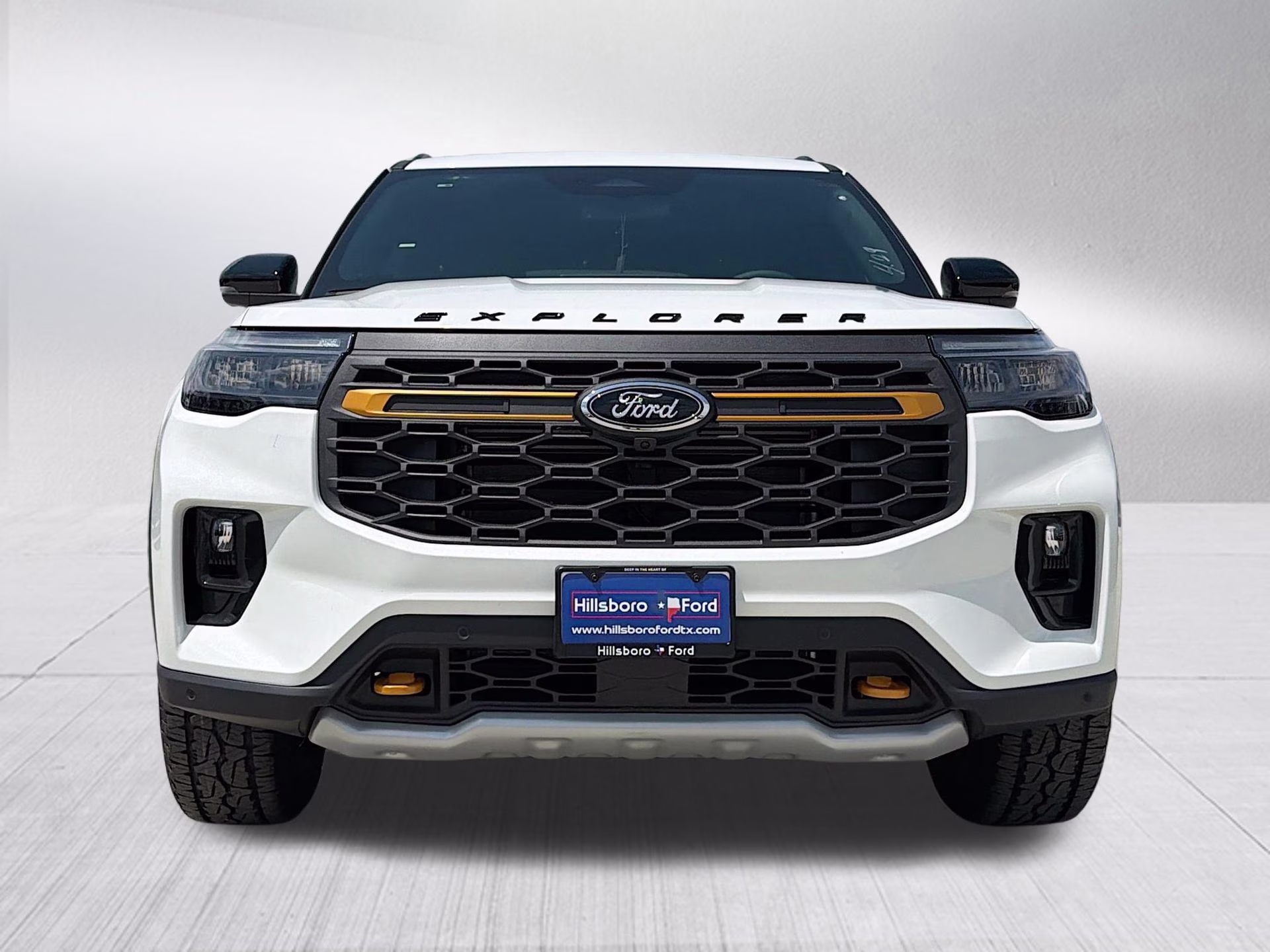 2026 Star White Metallic Tri-Coat Ford Explorer Tremor 4X4 SUV
