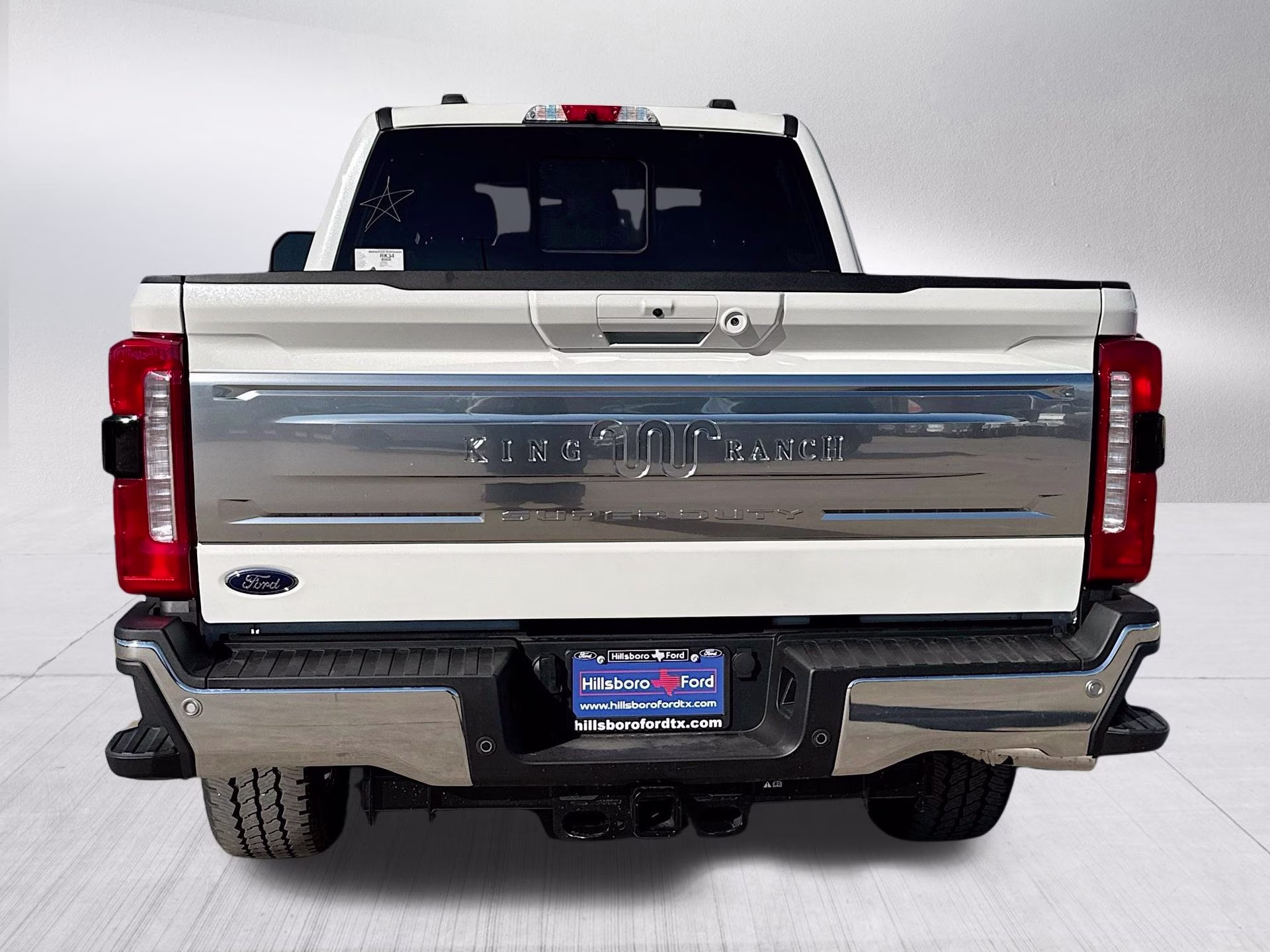 2026 Star White Metallic Tri-Coat Ford Super Duty F-250 SRW King Ranch 4X4 Truck