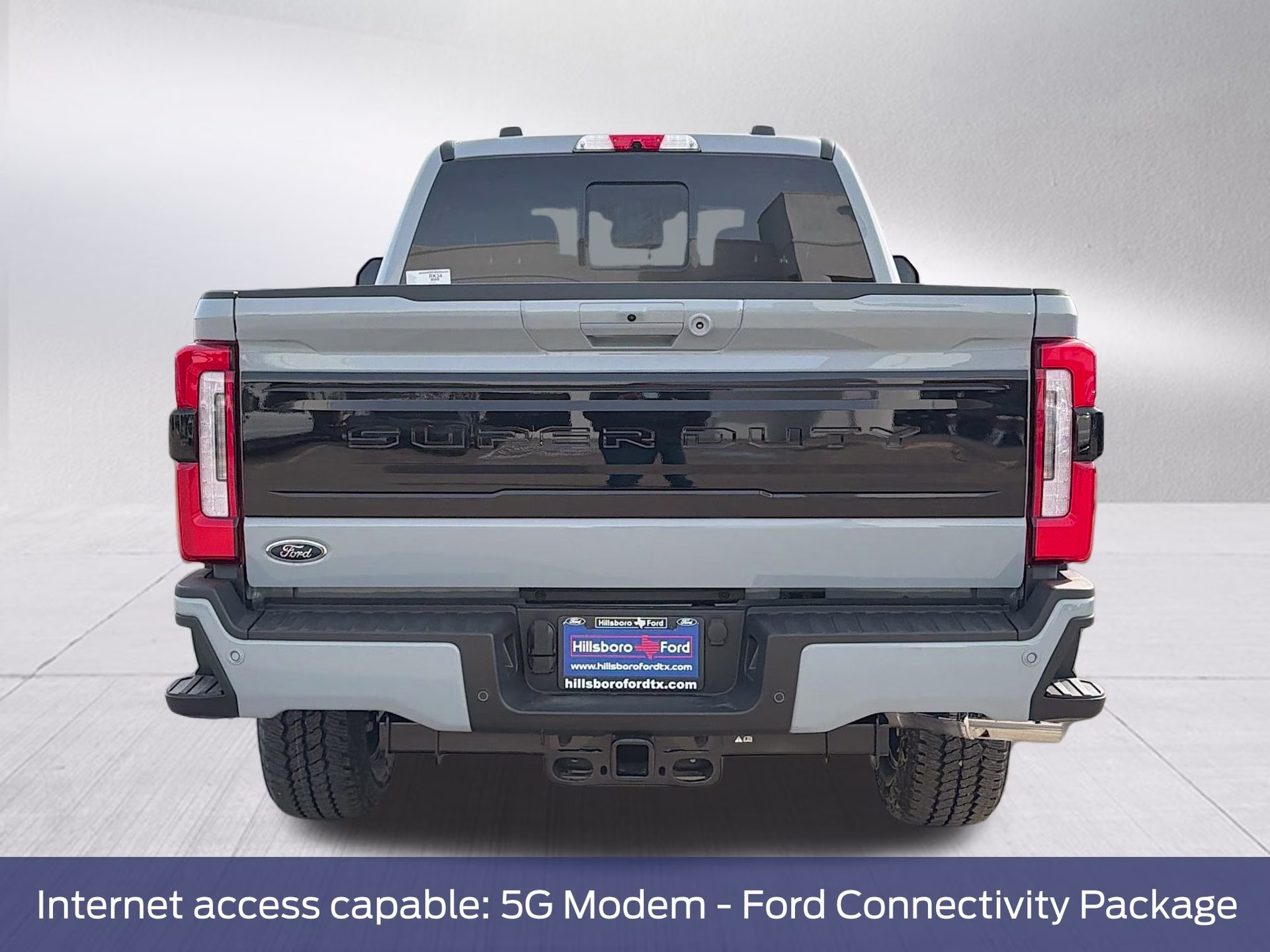 2026 Glacier Gray Metallic Tri-Coat Ford Super Duty F-250 SRW Platinum 4X4 Truck