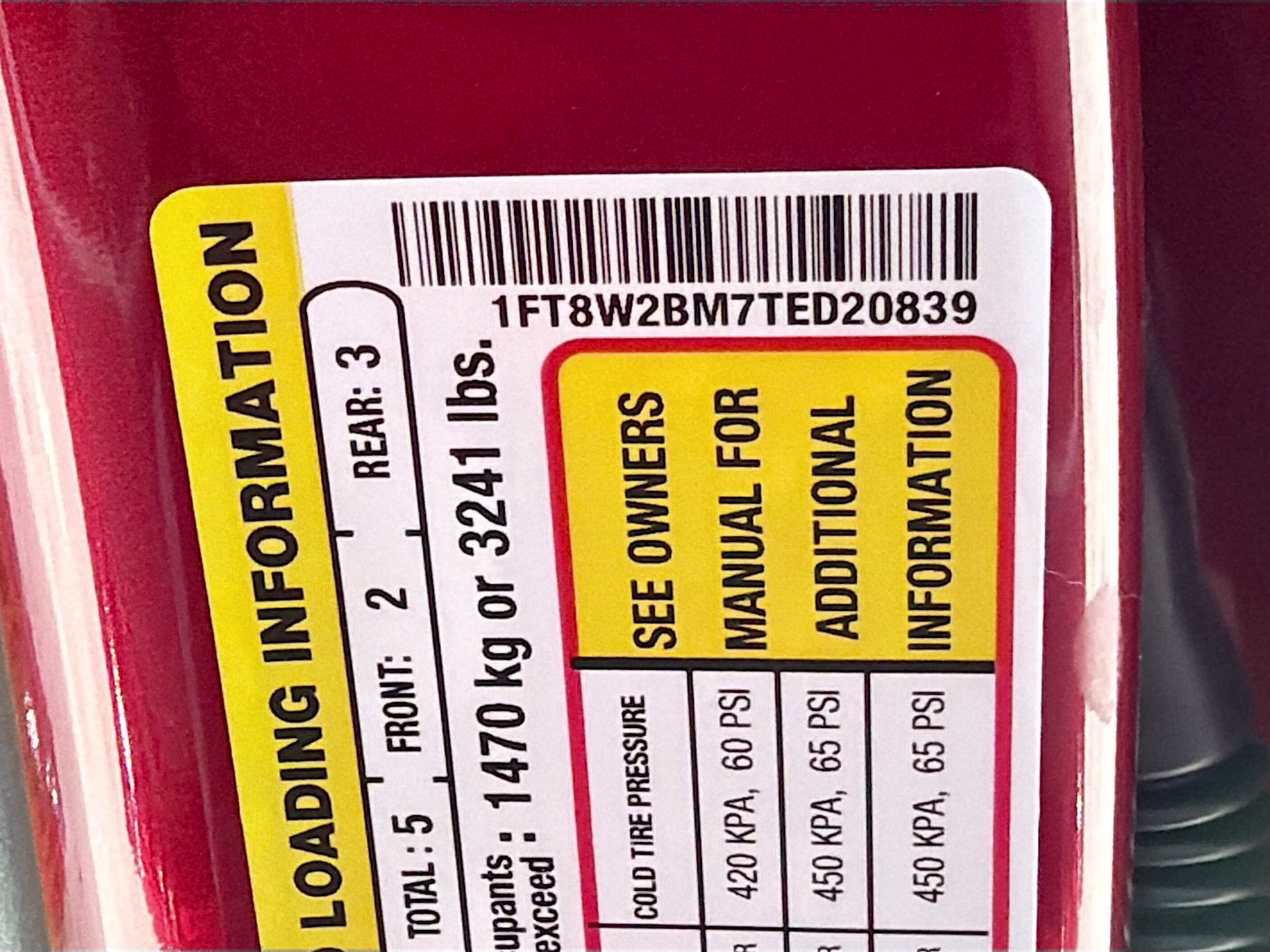 2026 Ruby Red Metallic Tinted Clearcoat Ford Super Duty F-250 SRW Lariat 4X4 Truck